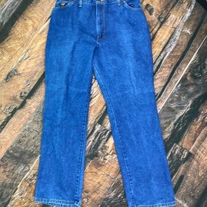 Vintage 80’s Wrangler no fault high waisted jeans. 34 x 32 (vintage size 20)
